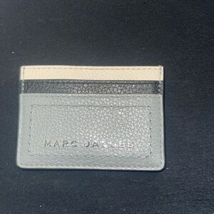 MARC JACOBS